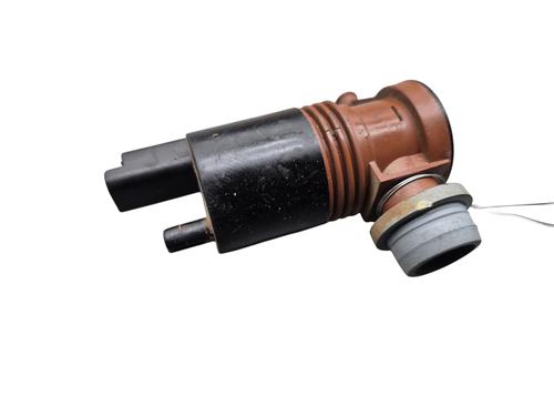 washer-pump-renault-arkana-i-lcm_-ldn_-2019-25057249 main image