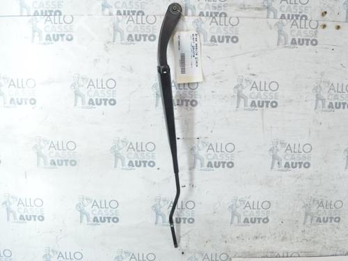 Used Front windshield wiper arm RENAULT MEGANE II Saloon (LM0/1_) [2003-2025]  25115392