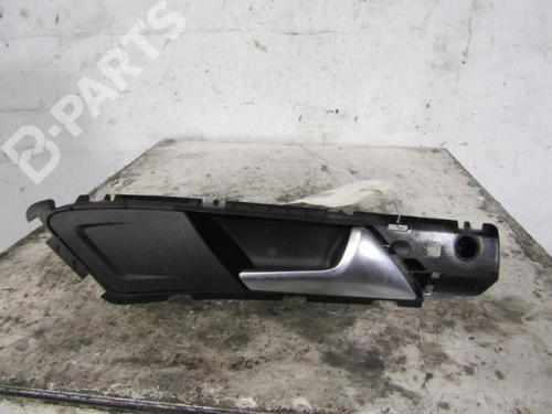 Used Front right interior door handle Front right interior door handle VW GOLF VII (5G1, BQ1, BE1, BE2) 1.6 TDI (105 hp) 10592938 10592938