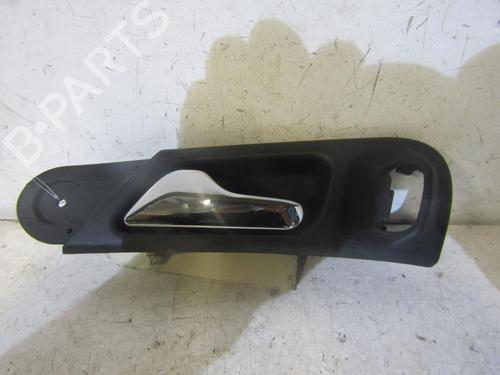 Used Rear left interior door handle MERCEDES-BENZ C-CLASS (W203) C 200 CDI (203.004) (116 hp) 25064490