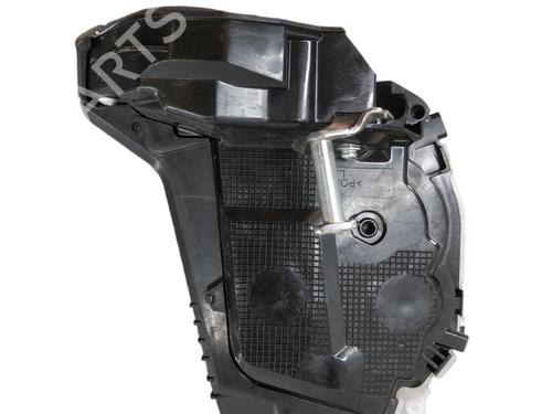 Used Rear left lock TOYOTA YARIS (_P13_) 1.5 (NSP131_) (112 hp) 25087266