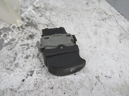 Interrupteur de vitre arrière droite RENAULT MODUS / GRAND MODUS (F/JP0_) 1.5 dCi (FP0F, JP0F) (86 hp) 25066210
