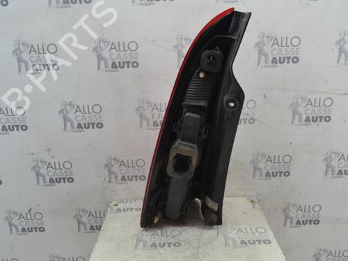 Piloto trasero derecho RENAULT ESPACE IV (JK0/1_) 1.9 dCi (JK0U) (116 hp) 25115543