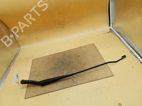 Used Front windshield wiper arm CITROËN BERLINGO / BERLINGO FIRST MPV (MF_, GJK_, GFK_) 2.0 HDI 90 (MFRHY) (90 hp) 25105255