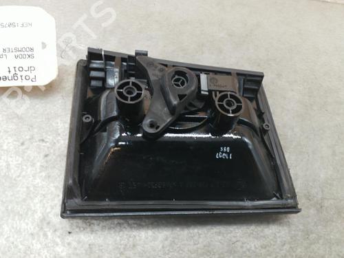 Used Rear right exterior door handle SKODA ROOMSTER (5J7) 1.9 TDI (105 hp) 25105402