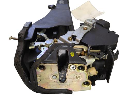 Rear left lock TOYOTA RAV 4 II (_A2_) 2.0 D 4WD (CLA20_, CLA21_, CLA20R, CLA21R) | BP27475101C100 