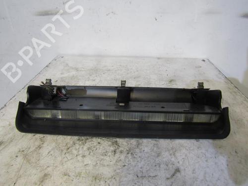 Troisième feu stop OPEL CORSA C (X01) 1.3 CDTI (F08, F68) (70 hp) 25079116