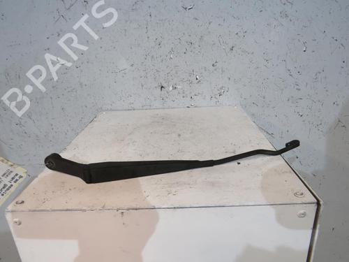 Used Front windshield wiper arm SUZUKI GRAND VITARA I (FT, HT) [1998-2008]  25066292