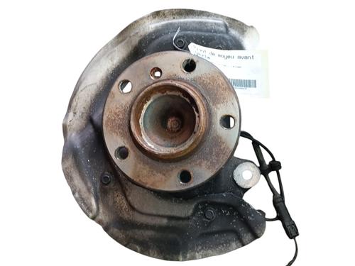 Used Left front steering knuckle BMW 1 (F21) 114 d (95 hp) 27838231