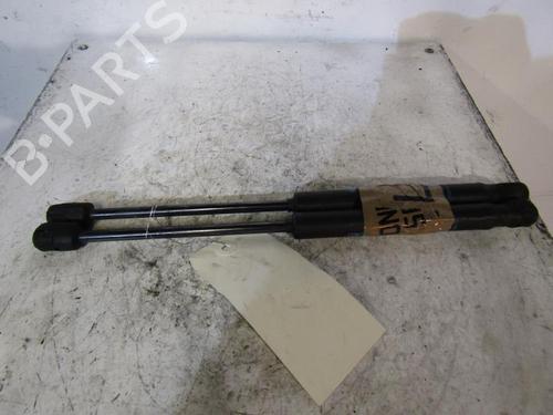 Used Tailgate lift support PEUGEOT 407 (6D_) 2.0 HDi 135 (6DRHRH, 6DRHRE, 6DRHRG, 6DRHRJ) (136 hp) 25079071