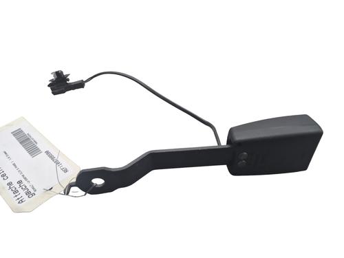 Used Seat buckle RENAULT CLIO III (BR0/1, CR0/1) 1.5 dCi (BR17, CR17) (86 hp) 29180588