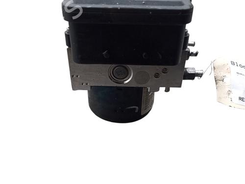 Used ABS pump RENAULT SCÉNIC III (JZ0/1_) 1.2 TCe (JZ16) (132 hp) 31297953