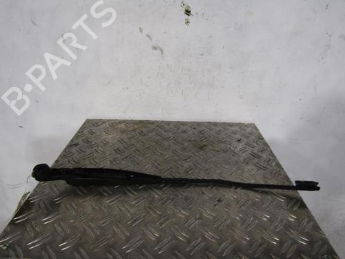 Used Front windshield wiper arm FORD KA (RU8) 1.2 (69 hp) 25084763