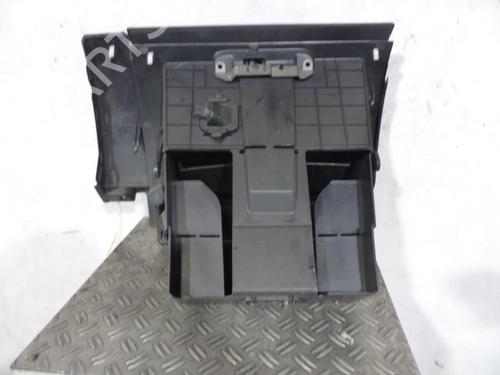 glove-box-mazda-5-cr-2005-2006-2007-2008-2009-2010-25108148 main image