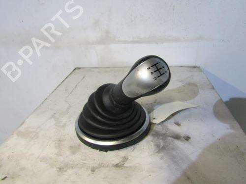 Used Gear lever FORD FIESTA V (JH_, JD_) 1.4 TDCi (68 hp) 25083023
