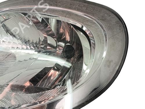 Right headlight RENAULT TRAFIC II Bus (JL) 2.0 dCi 90 (JL00, JL01, JL0H, JL0M, JL0P, JL0S) | BP32497715C29