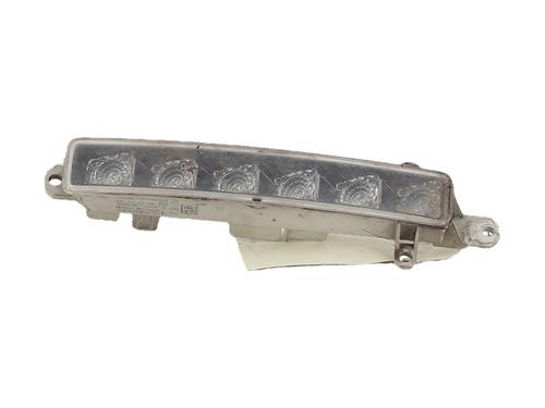Used Left daytime light Left daytime light 38258011 38258011
