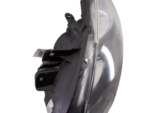 Phare gauche RENAULT CLIO III (BR0/1, CR0/1) 1.5 dCi (C/BR0G, C/BR1G) (68 hp) 31753437