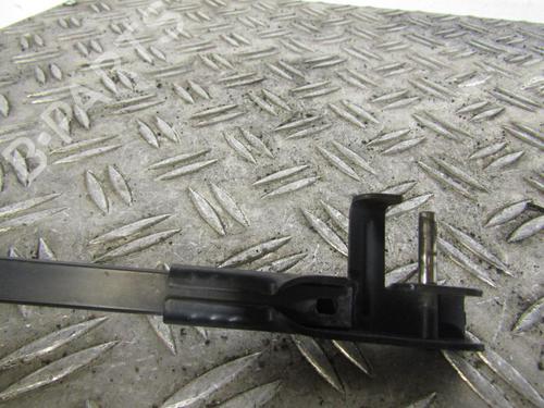Used Front windshield wiper arm Front windshield wiper arm 25095489 25095489