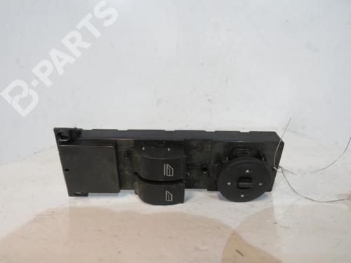 Used Left front window switch Left front window switch FORD FOCUS C-MAX (DM2) 1.6 TDCi (109 hp) 10601798 10601798