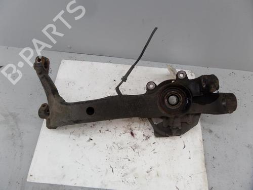 Used Right front steering knuckle VW PASSAT B5 (3B2) 2.3 VR5 (150 hp) 25086185