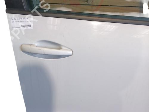 Right front door PEUGEOT 208 I (CA_, CC_) 1.2 VTI 82 | BP30543389C3 