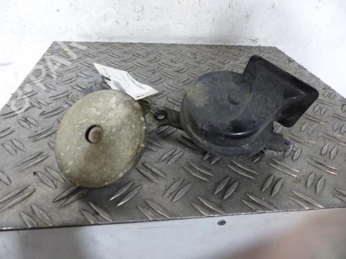 Used Horn Horn SEAT LEON (1M1) 1.9 TDI (110 hp) 25107928 25107928