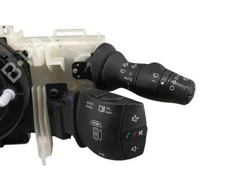 Used Steering column stalk Steering column stalk RENAULT LAGUNA III (BT0/1) 2.0 dCi (BT07, BT0J, BT14, BT1A, BT1S) (131 hp) 25100647 25100647
