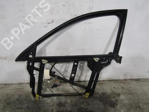 Rudehejsemekanisme ventre foran AUDI A6 C5 (4B2) 2.5 TDI quattro (180 hp) 25105505