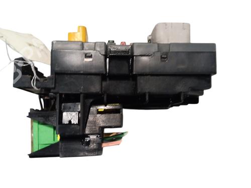 Used Fuse box Fuse box CITROËN BERLINGO / BERLINGO FIRST MPV (MF_, GJK_, GFK_) [1996-2026] 33723747 33723747