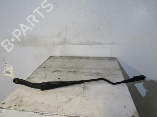 Used Front windshield wiper arm FIAT GRANDE PUNTO (199_) 1.3 D Multijet (75 hp) 25111843