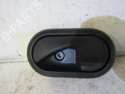 Used Front left interior door handle DACIA SANDERO 1.4 MPI LPG (72 hp) 25090739