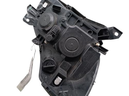 Faro izquierdo RENAULT CLIO III (BR0/1, CR0/1) 1.2 16V Hi-Flex (BR1U, CR1U) | BP29915380C28