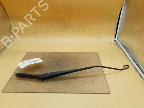 Used Front windshield wiper arm PEUGEOT 406 Coupe (8C) [1997-2005]  25105298