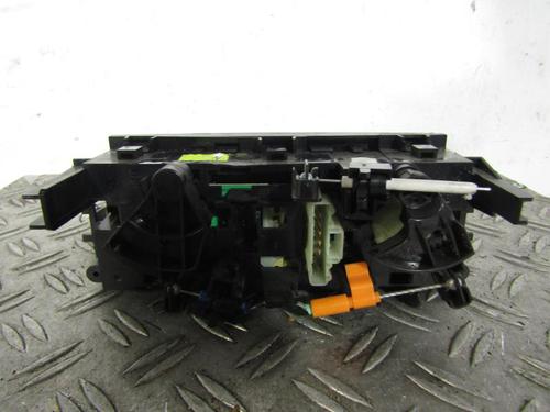 Used Climate control Climate control PEUGEOT 207 SW (WK_) 1.4 16V (95 hp) 25065928 25065928