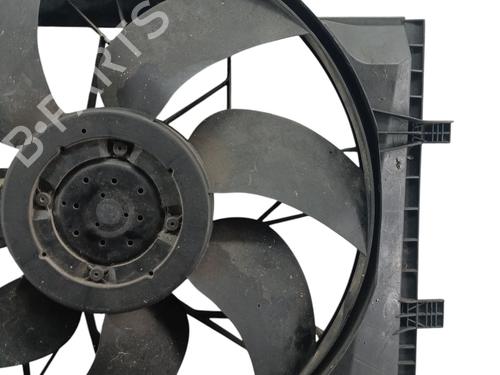 Radiator fan MERCEDES-BENZ CLK Convertible (A209) CLK 200 Kompressor (209.442) | BP32325568M35