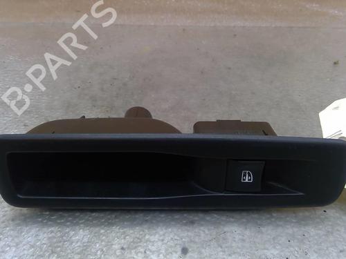 Used Right rear window switch Right rear window switch RENAULT MEGANE III Hatchback (BZ0/1_, B3_) 1.5 dCi (106 hp) 25081925 25081925