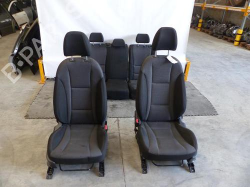 seats-set-hyundai-i30-gd-2011-25096281 main image
