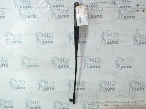 Used Front windshield wiper arm OPEL ASTRA H (A04) 1.4 (L48) (90 hp) 25071344