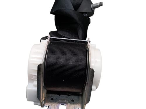 Used Rear right seatbelt Rear right seatbelt CITROËN C4 CACTUS 1.2 VTi 82 (82 hp) 31040254 31040254