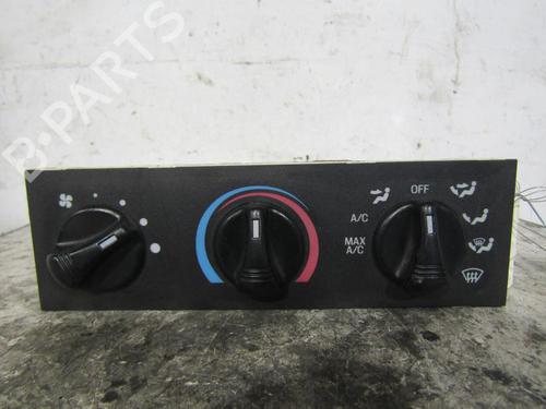 Used Climate control FORD USA EXPLORER (U2, U_) 4.0 V6 4WD (207 hp) 25070249