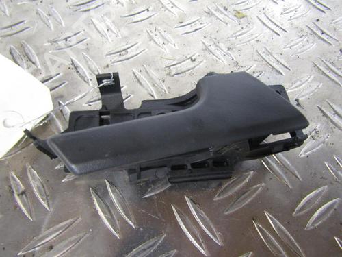 Używane Klamka wewnętrzna drzwi tylnych prawych CHEVROLET AVEO / KALOS Hatchback (T250, T255) [2006-2025]  25096072