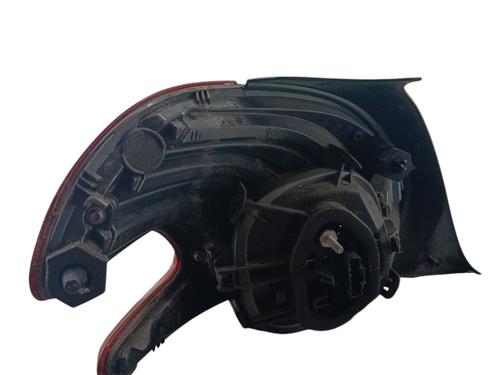 Farolim direito PEUGEOT 208 I (CA_, CC_) 1.2 VTI 82 (82 hp) 32363689