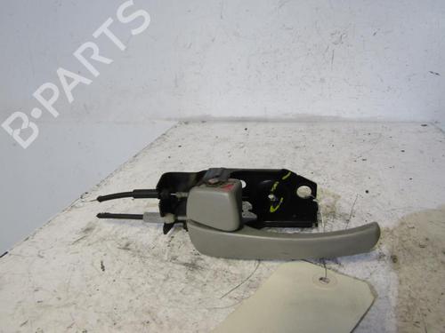 Used Rear left interior door handle HYUNDAI TRAJET (FO) 2.0 CRDi (113 hp) 25111690
