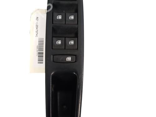 Used Left front window switch Left front window switch RENAULT SCÉNIC III (JZ0/1_) 1.9 dCi (JZ0J, JZ1J, JZ1K, JZ1S) (131 hp) 35891113 35891113