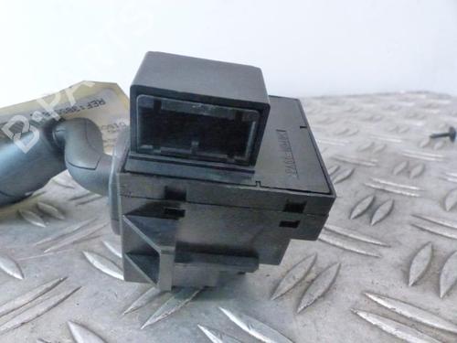 Used Steering column stalk Steering column stalk LAND ROVER DISCOVERY IV (L319) 2.7 TD 4x4 (190 hp) 25107161 25107161