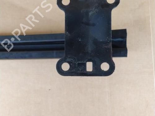 Used Front bumper reinforcement Front bumper reinforcement 25060389 25060389