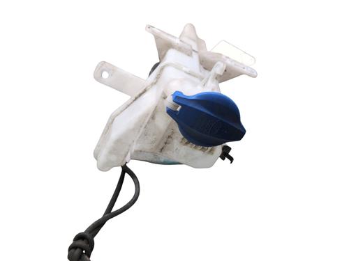 windscreen-washer-tank-hyundai-i20-i-pb-pbt-2008-2009-2010-2011-2012-2013-2014-2015-33053486 main image