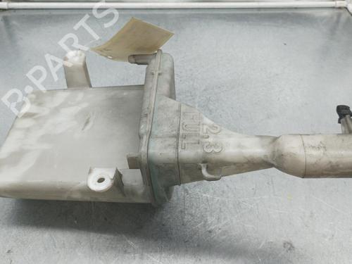 Used Windscreen washer tank Windscreen washer tank TOYOTA YARIS (_P1_) 1.5 (NCP13_, NCP13R) (106 hp) 25088761 25088761