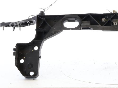 Frontplate/Frontkurv Frontplate/Frontkurv RENAULT CLIO III (BR0/1, CR0/1) 1.2 16V (103 hp) 36904223 36904223